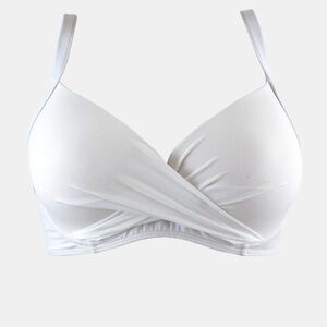 NWT 38G White Adjustable Strap Bra with Sweetheart Neckline